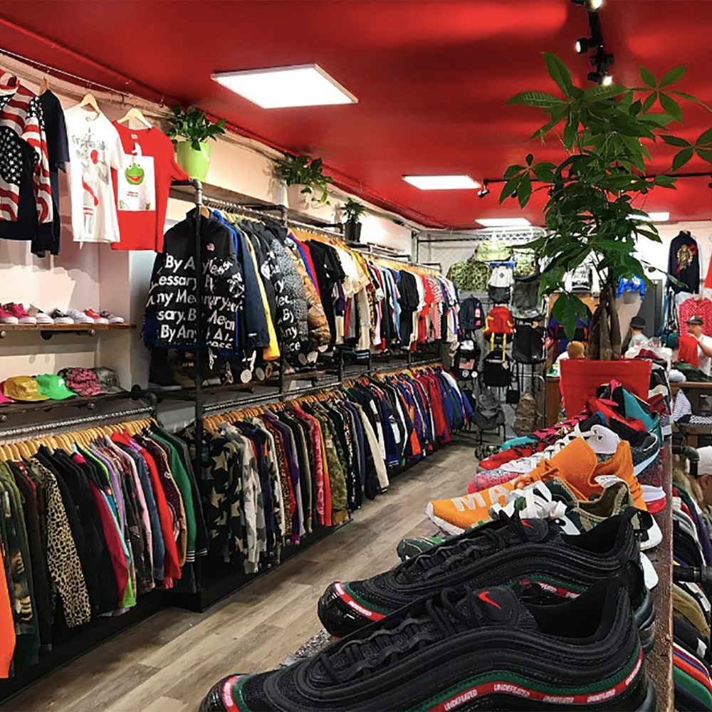 Meet your Posher, Max